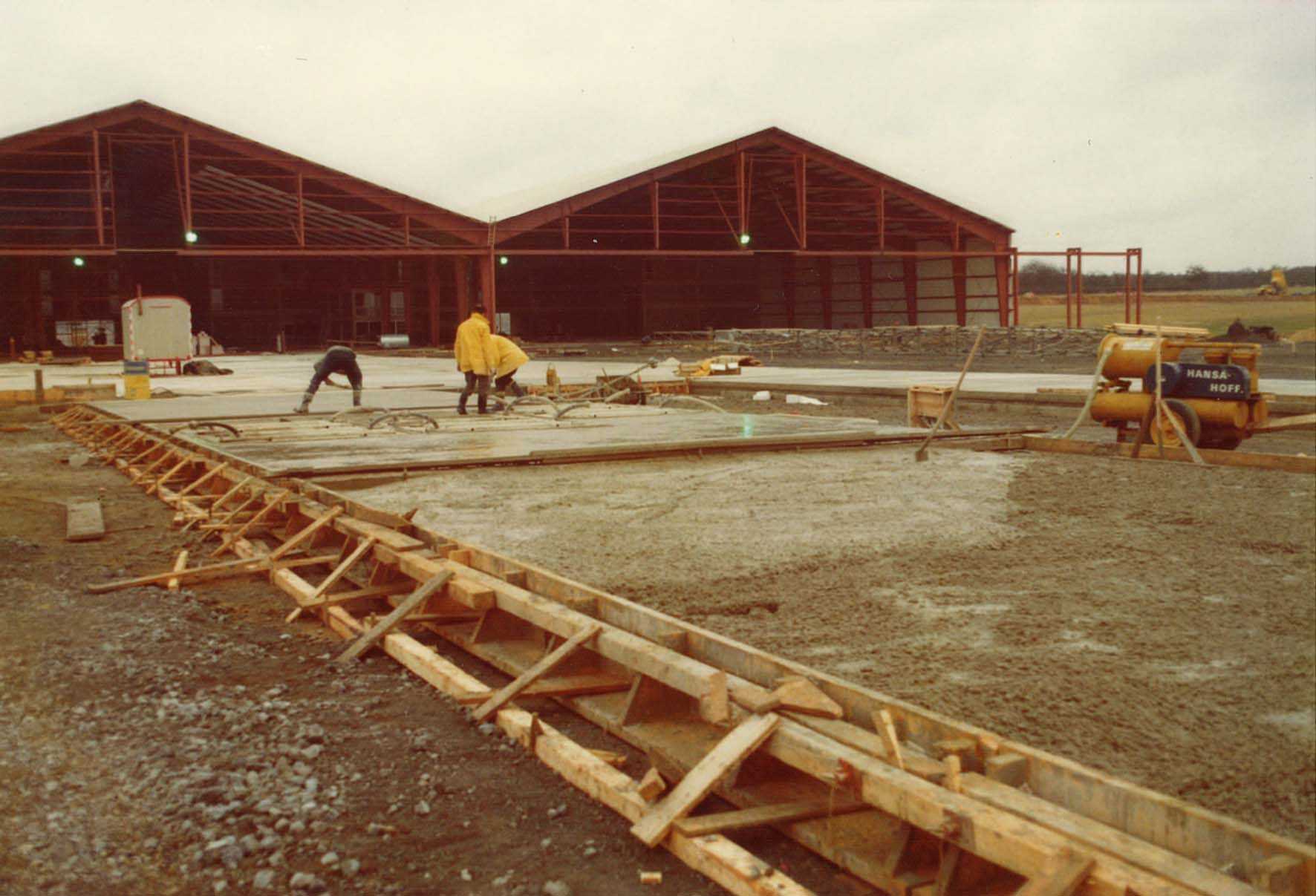 Maintenance Construction old