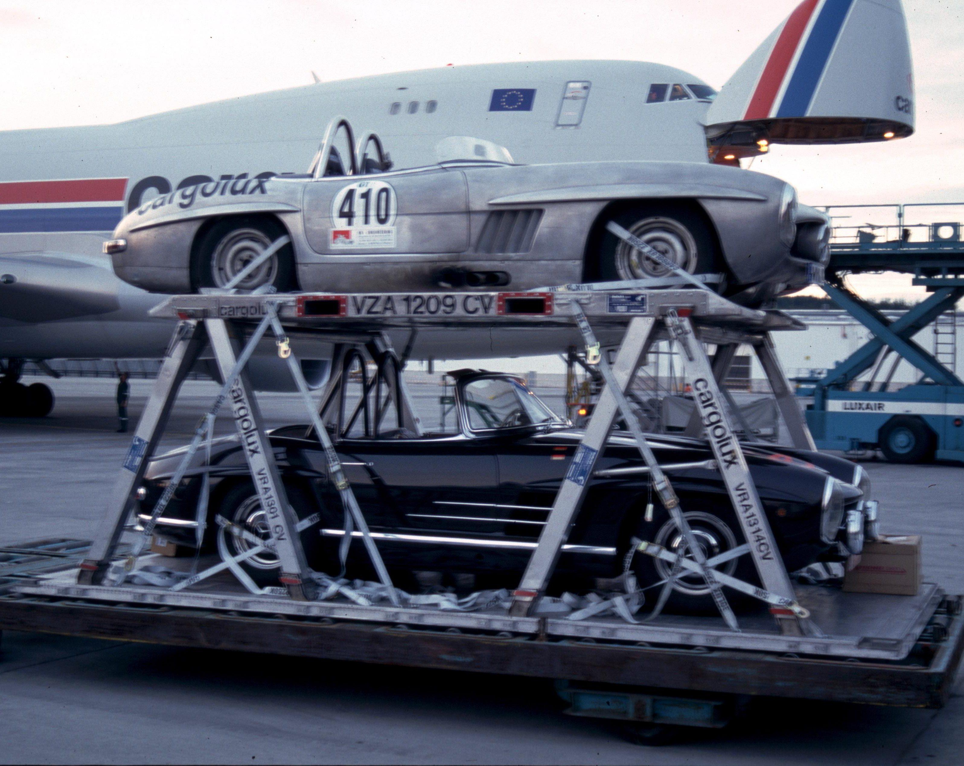 Shipment mercedes202